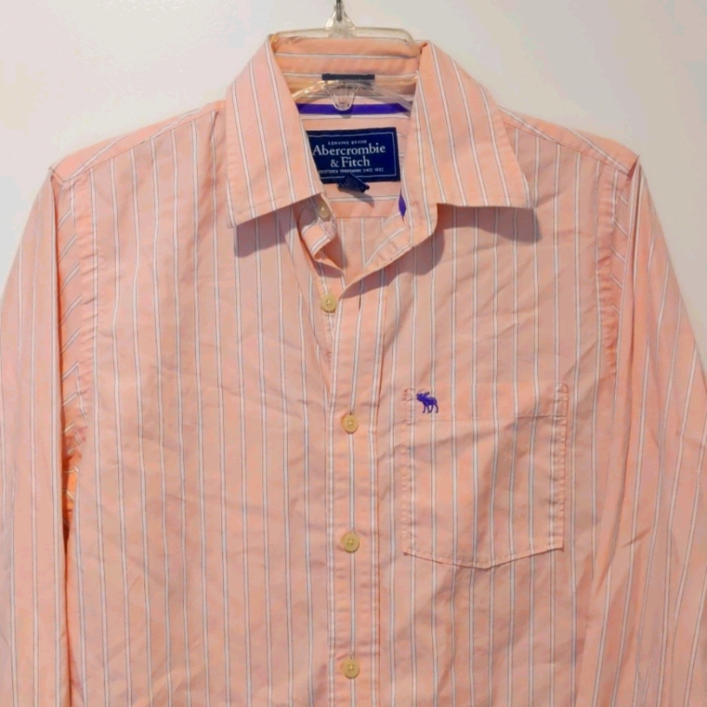 🔥 3/$23 Men's A&F Muscle Fit Button-Down